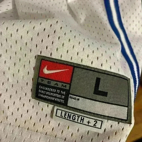 McGrady Magic Jersey - Picture 3 of 4